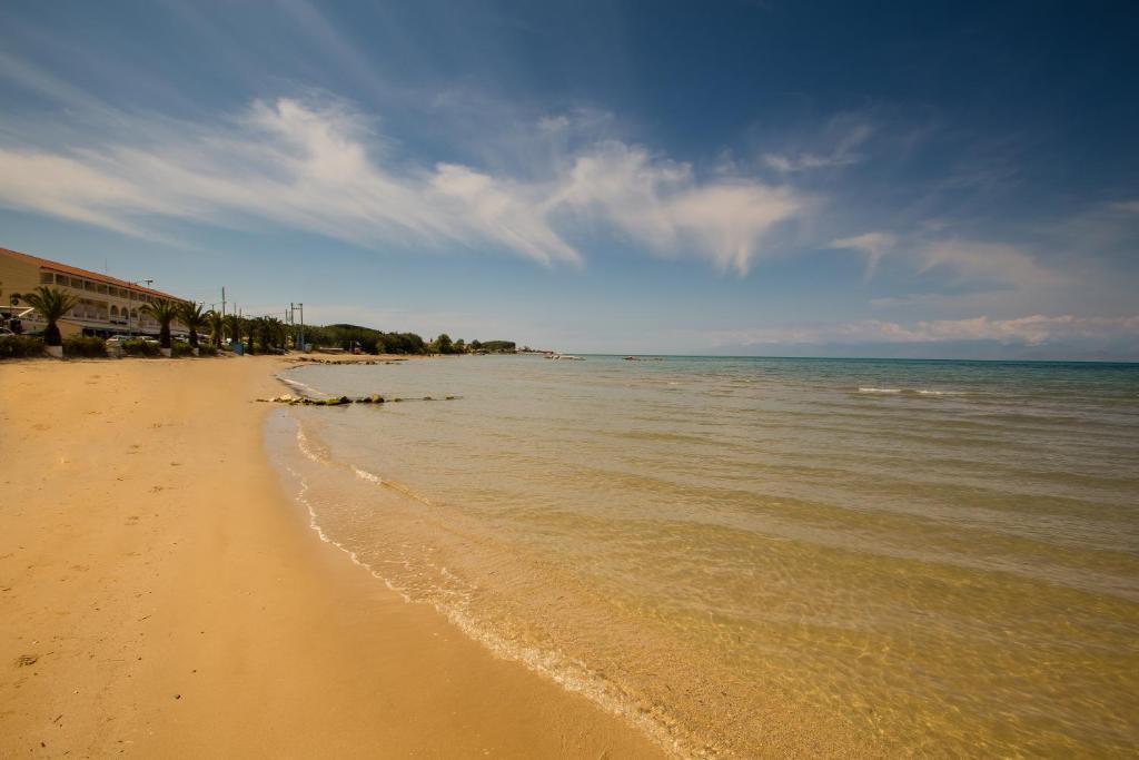 Paradise Village Roda  Luaran gambar